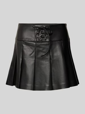 Spódnica mini z imitacji skóry model ‘EMERY PLEATED SKIRT’ Shop The Look MANNEQUINE