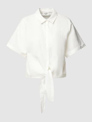 Blusenshirt mit Leinen-Anteil und Schnürung Modell 'Bois' Shop The Look MANNEQUINE