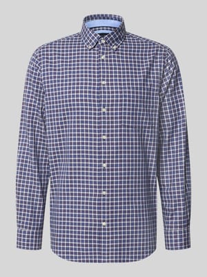 Regular Fit Freizeithemd mit Button-Down-Kragen Shop The Look MANNEQUINE
