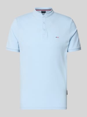 Slim Fit Poloshirt mit Stehkragen Shop The Look MANNEQUINE
