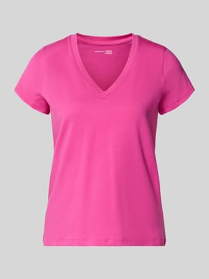 T-shirt z dekoltem w serek w kroju regular fit Shop The Look MANNEQUINE
