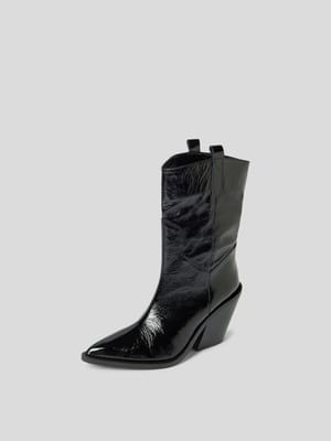 Cowboy-Boots mit hohem Absatz Shop The Look MANNEQUINE