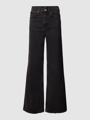 Jeansy w bardzo wysokim stanem o kroju wide leg fit Shop The Look MANNEQUINE