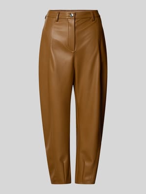 Spodnie z imitacji skóry o kroju tapered fit z ozdobnymi szwami Shop The Look MANNEQUINE