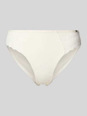 Slim fit bikinibroekje met kant, model 'Initial' Shop The Look MANNEQUINE