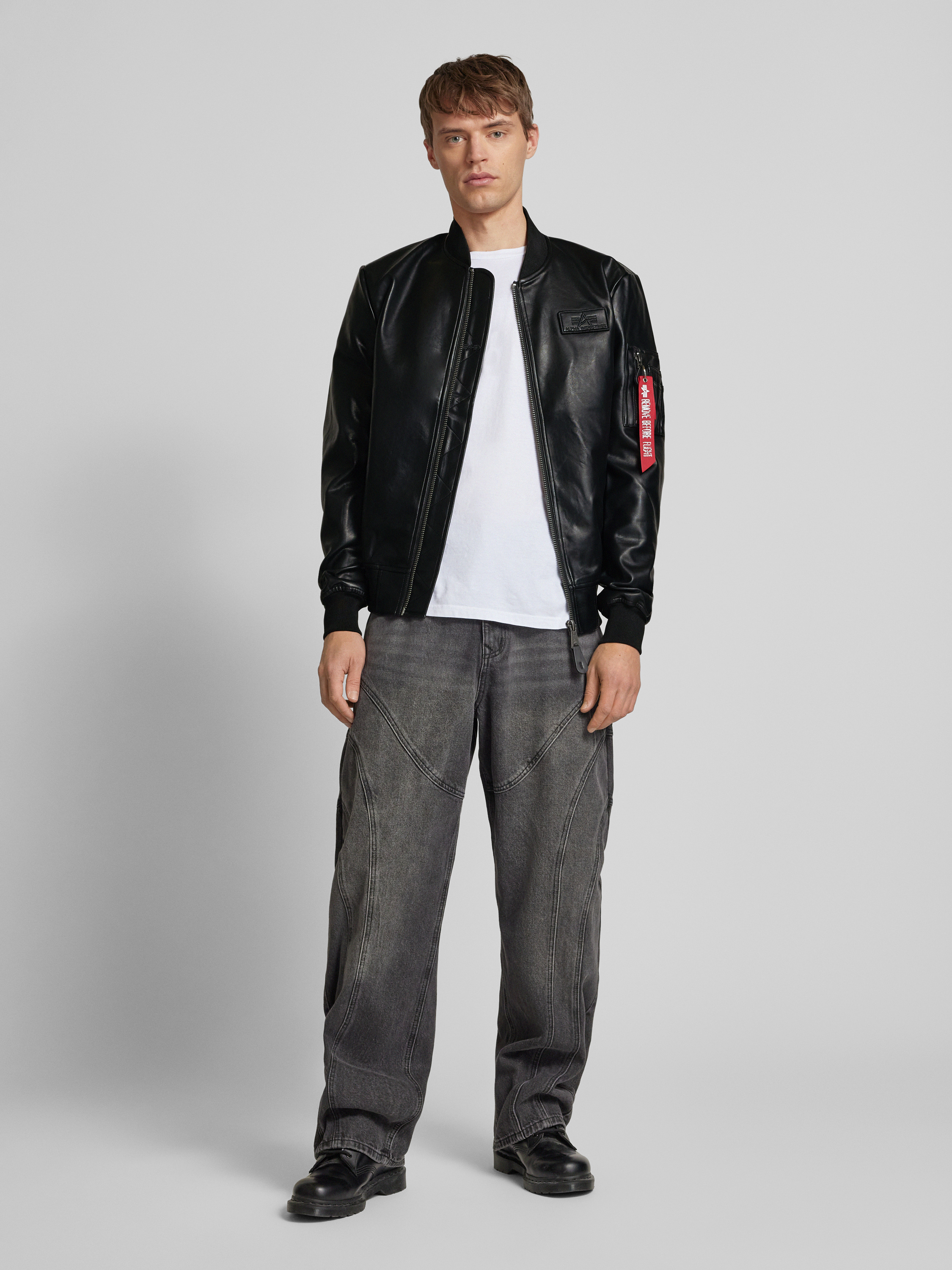 Alpha Industries Bomberjacke in Leder-Optik (black) online kaufen