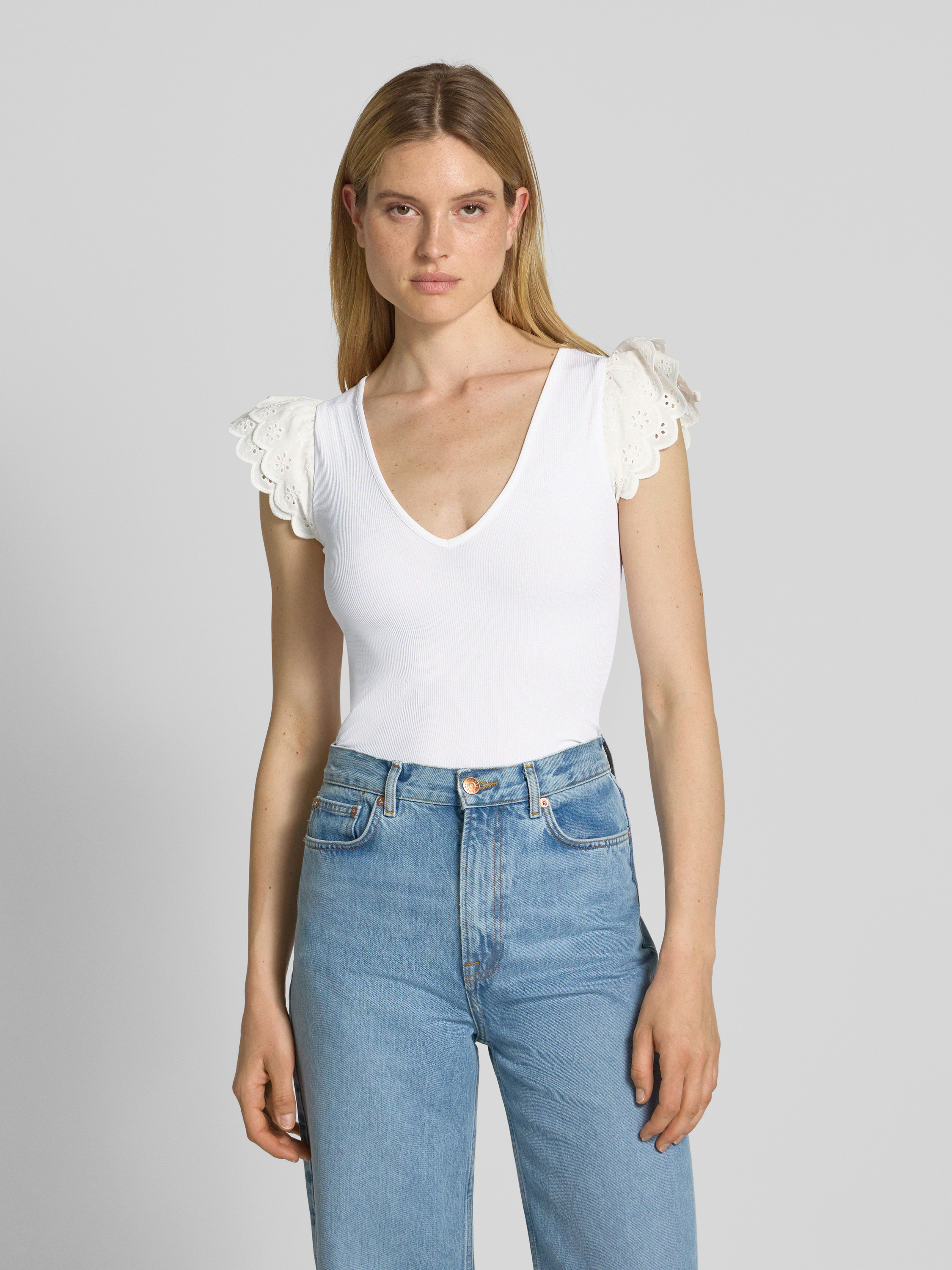 売れ筋商品|||ゲス カットソー トップス レディース Women's Dahlia Sangallo Mixed-Media Top Pure White GUESS Women's Eco Short Sleeve Dahlia Sangallo Rib Top, Pure