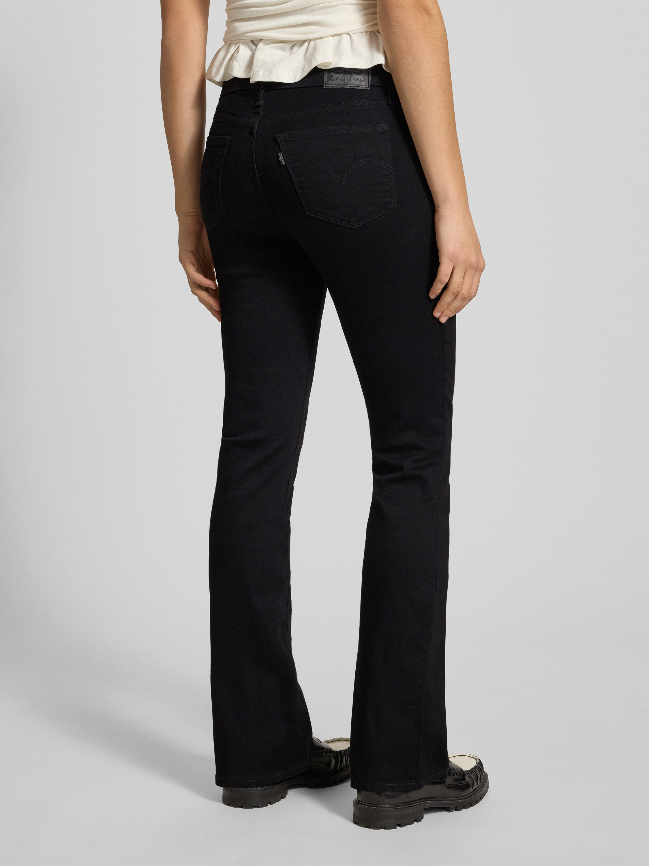 Levi's Dames Jeans 315 SHAPING BOOT SOFT BLACK | Van Uffelen Mode