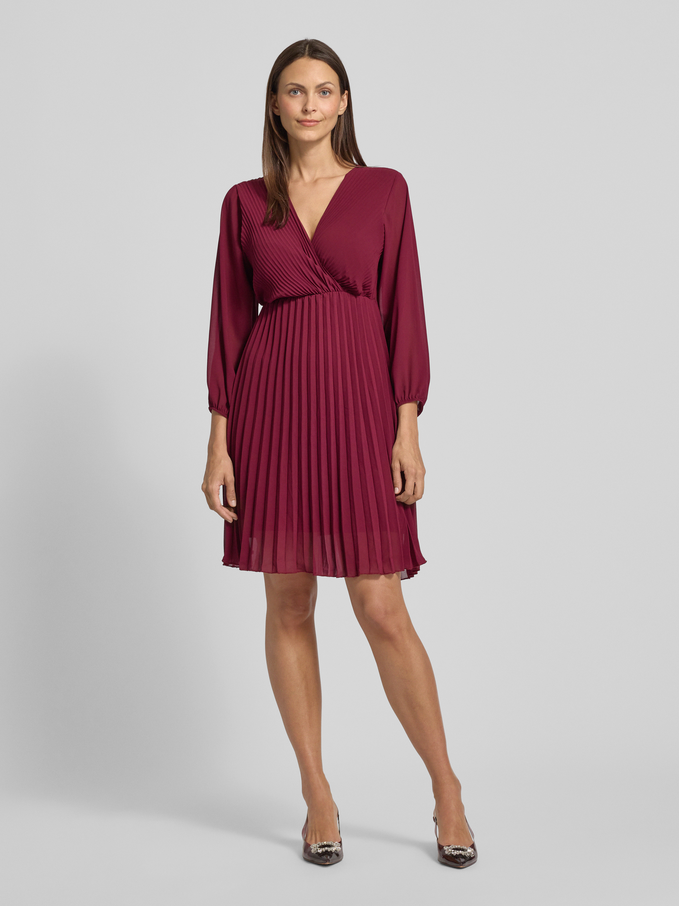 Kleid Bordeaux Knielang