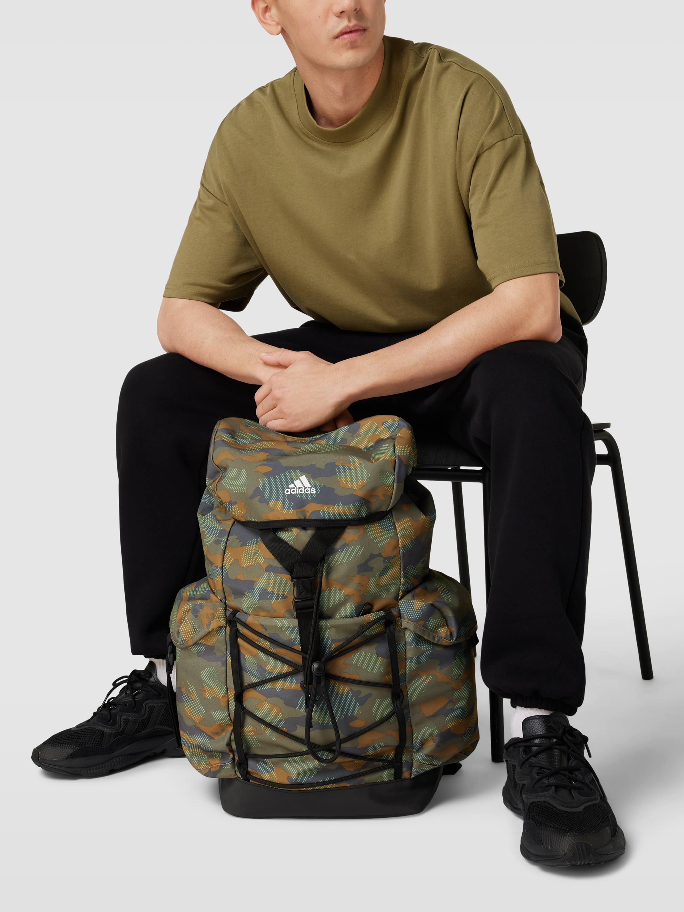 maromiki　0724 Kup online adidas Sportswear Plecak ze wzorem moro (khaki)