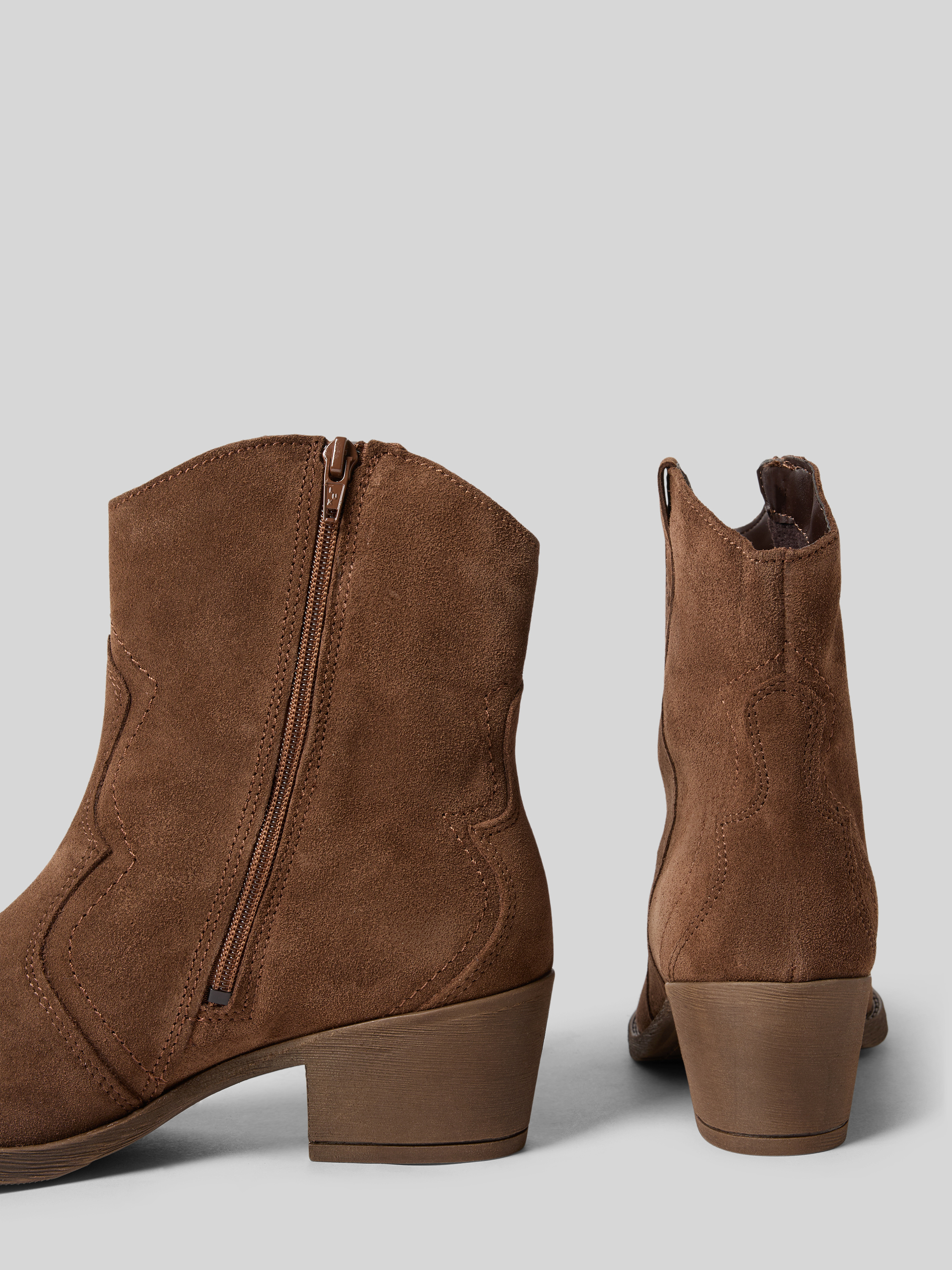 Tamaris Laarsjes van echt leer in cowboystijl in donkerbruin online kopen | P&C