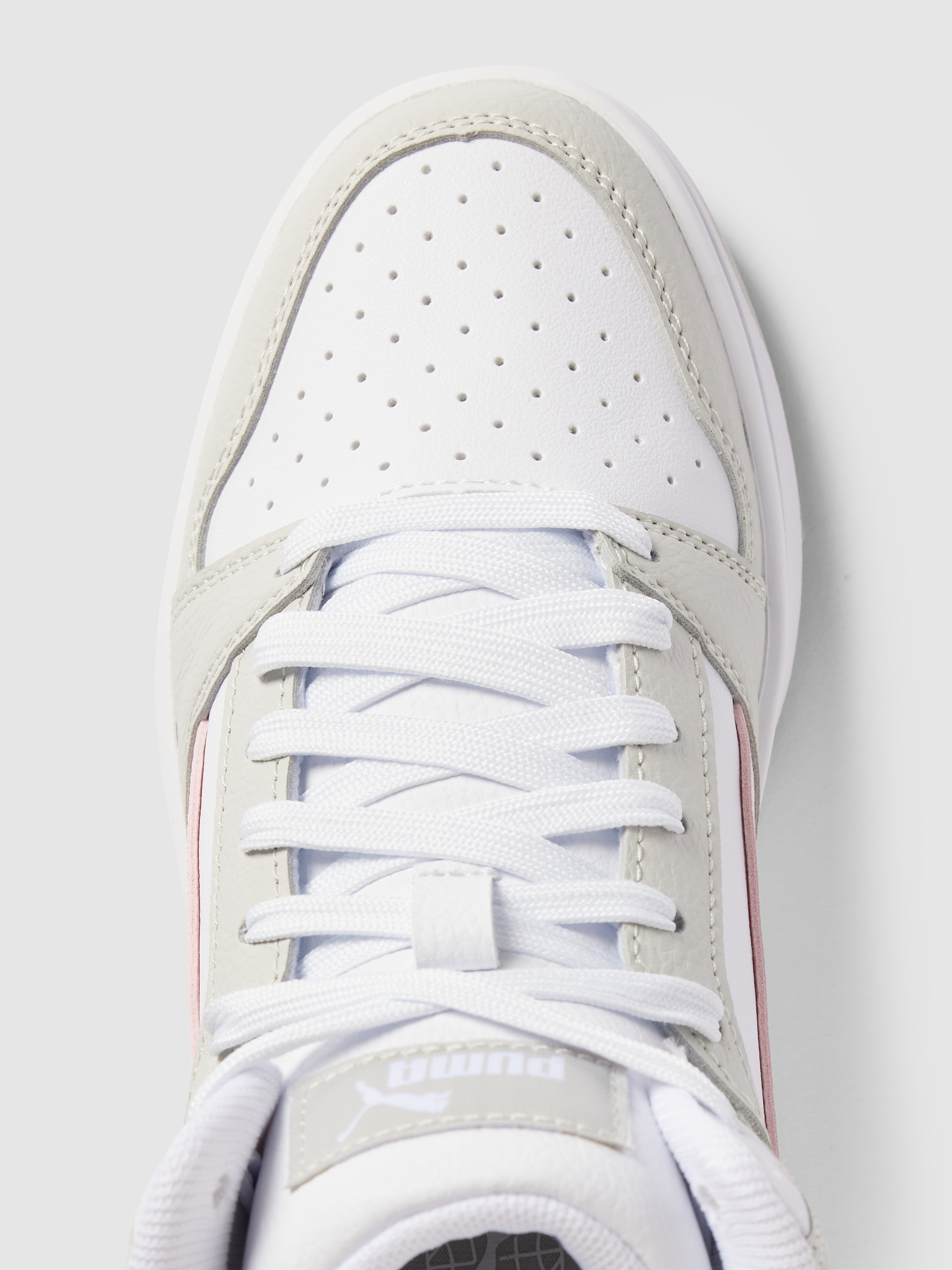 Kup online PUMA Sneakersy wysokie z detalami z logo (jasnoszary)