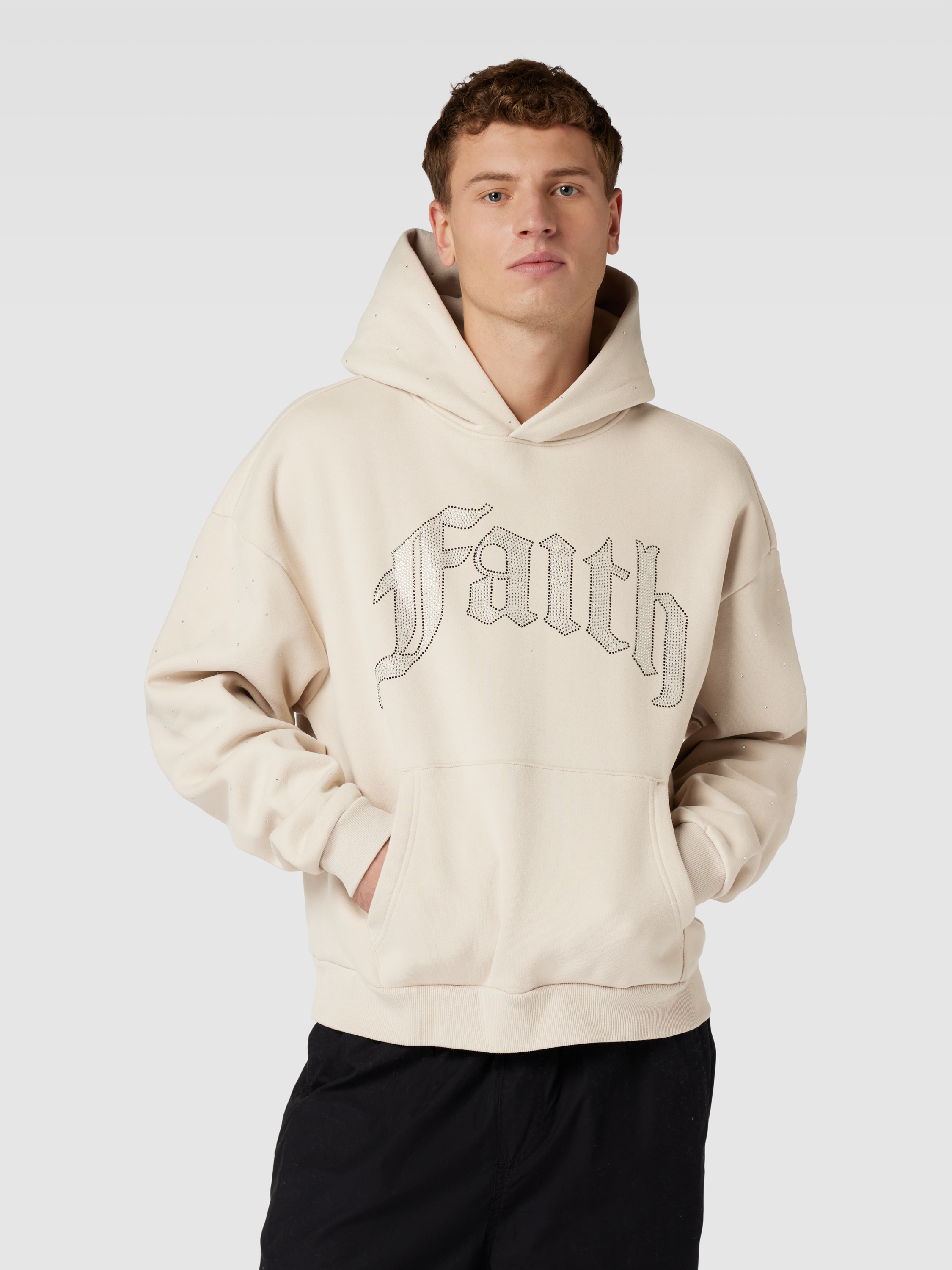 God Only Knows × Fragment POPUP 白M adidas Originals – Biały T-shirt z grafiką z japońskim