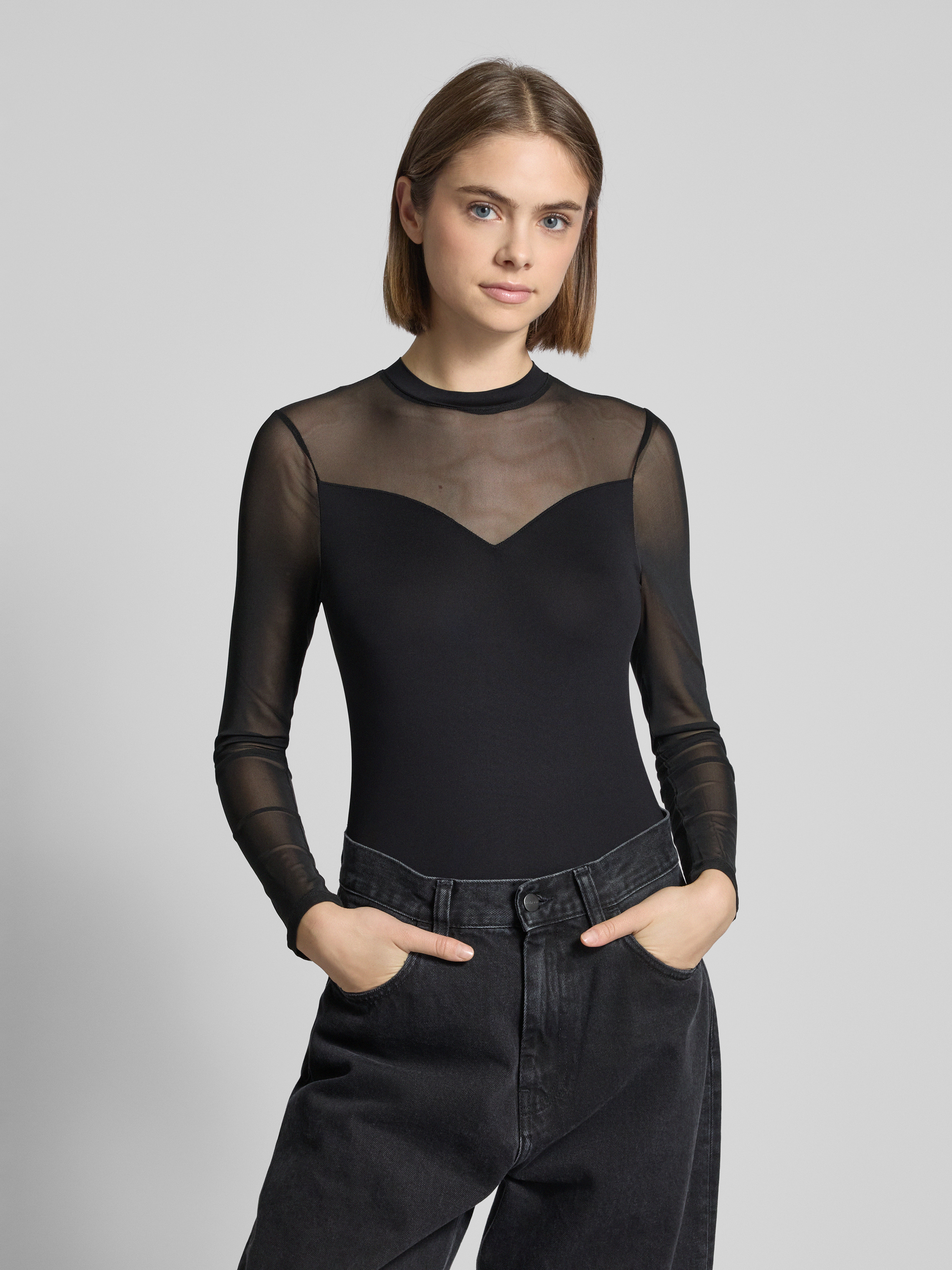 PIECES Slim Fit Body mit semitransparentem Rückenteil Modell 'MILLY ...