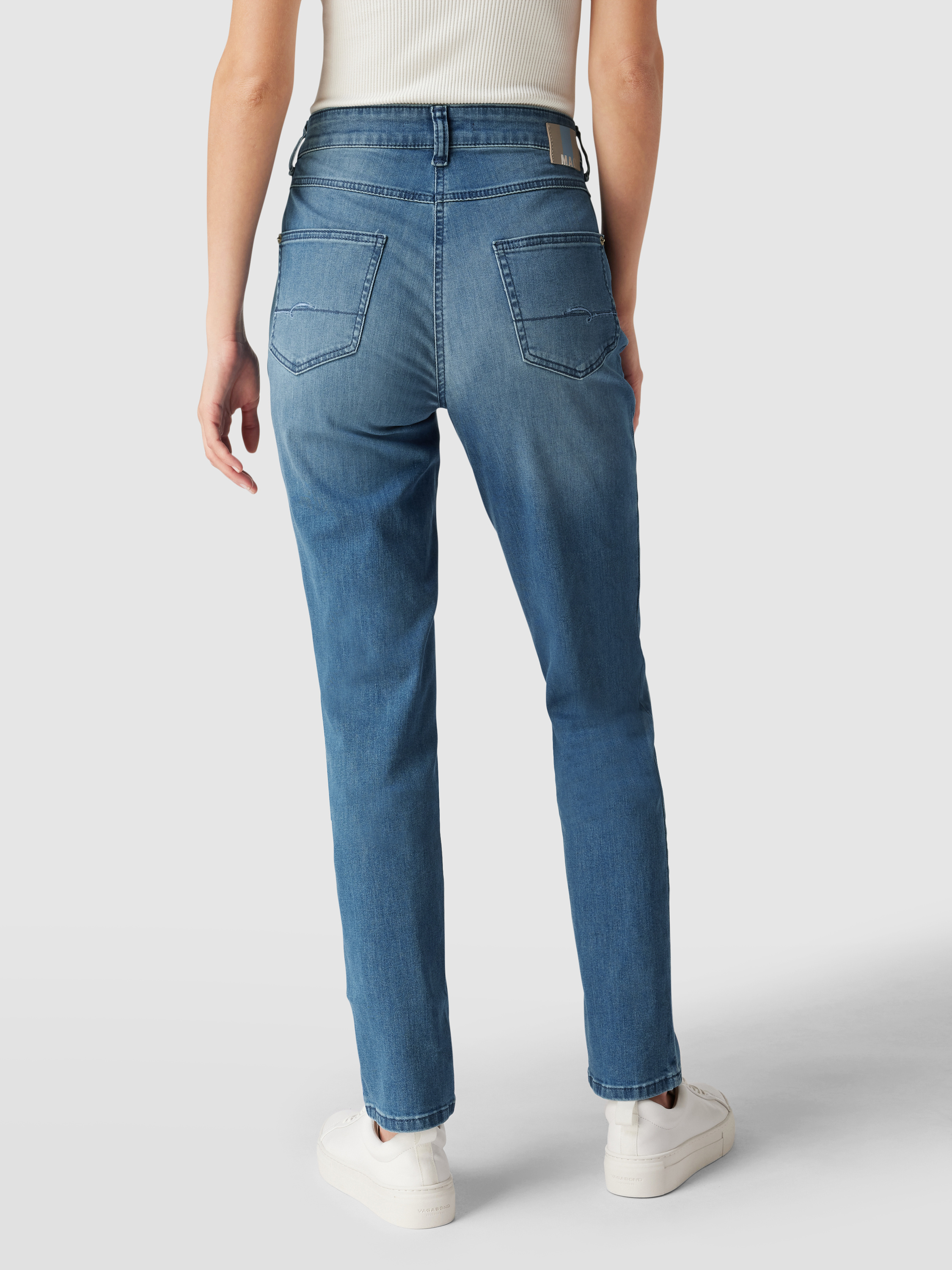 Jeans Only Confronta I Prezzi Di Mac Melanie, Pantolone Straight Donna,  Nero Cappotto Donna Nero, image size:2250x3000