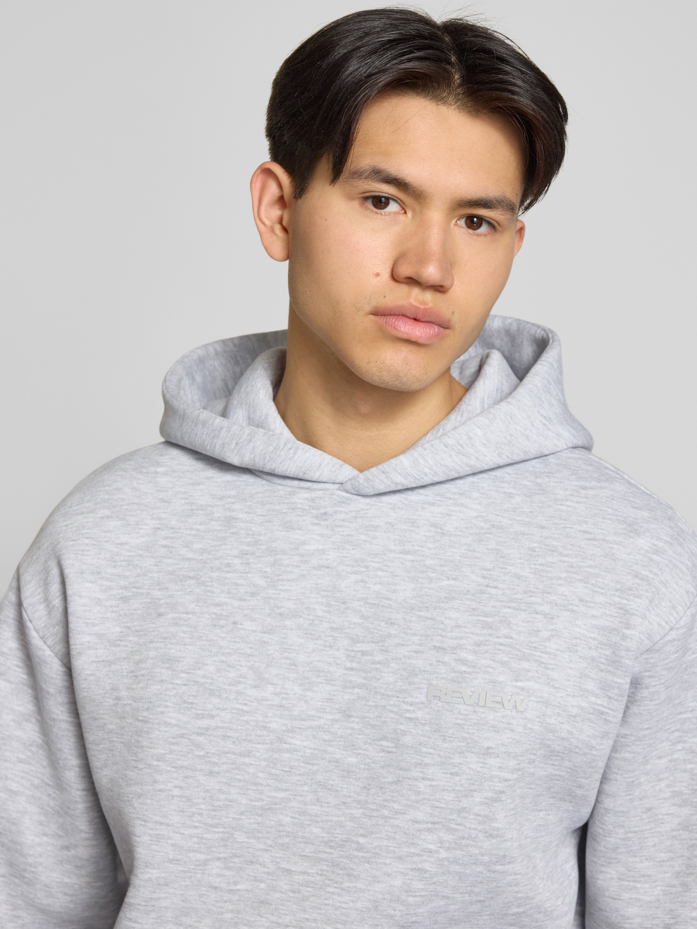 REVIEW hoodie met kangoeroezak in lichtgrijs gemêleerd online kopen | P&C