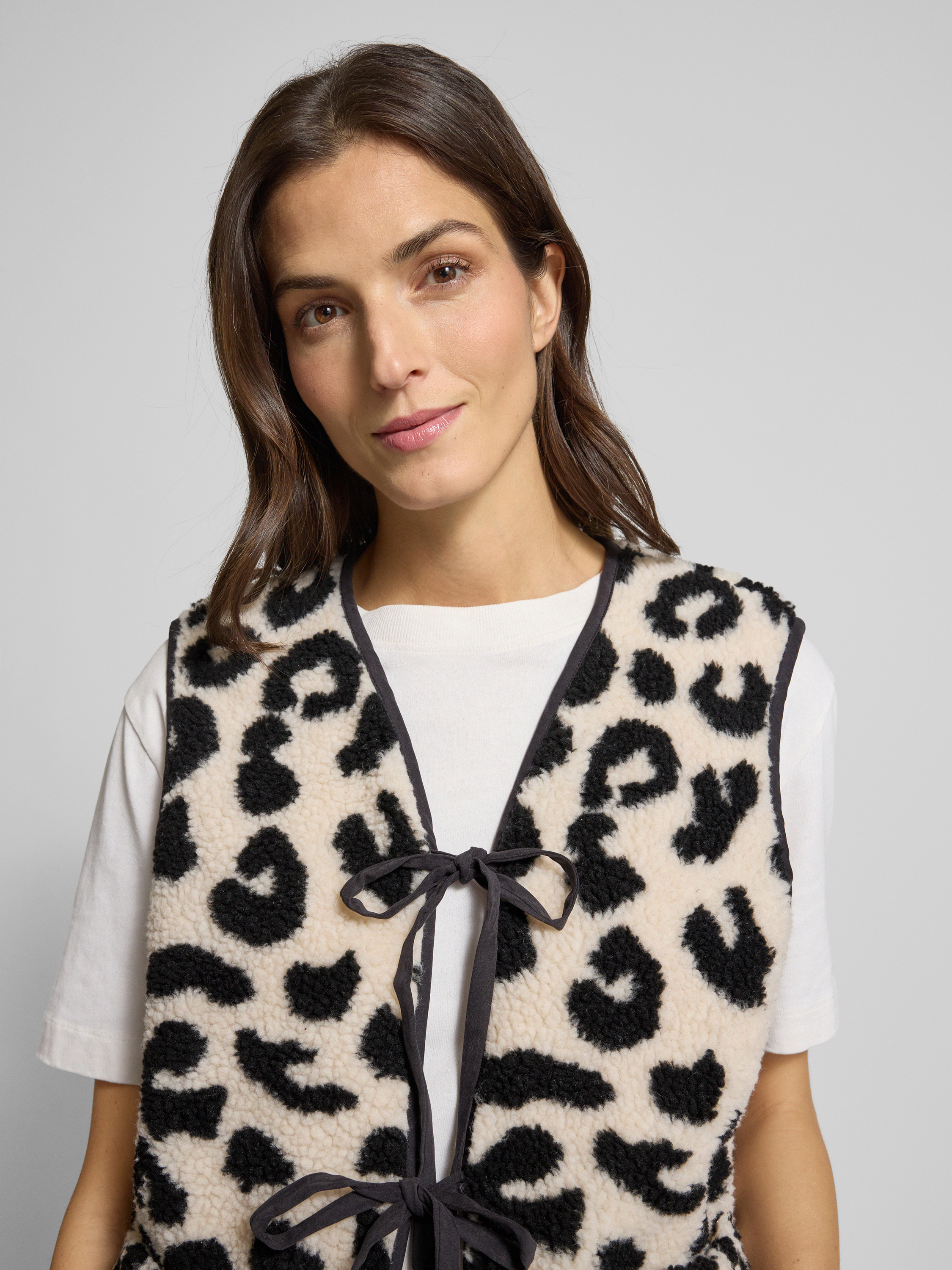 Produktbild von Vero Moda Regular Fit Weste In Teddyfell-Optik Modell 'CLEO