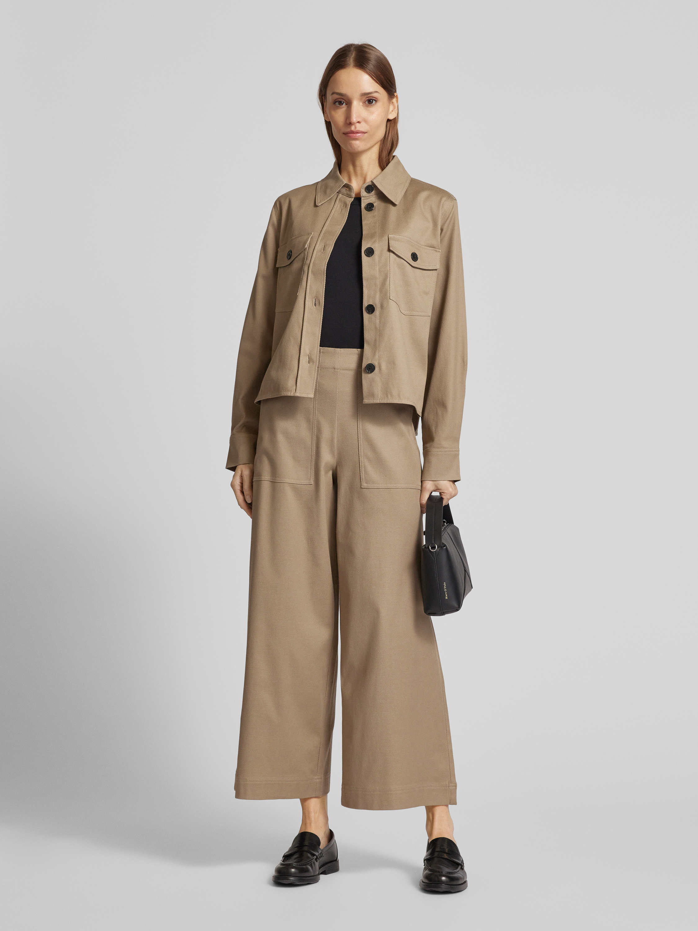 Camel Active Damen Overshirt Aus Leinenmix – Lässiges Langarmshirt Mit Hemdkragen & Taschen – Für Stadt & Natur