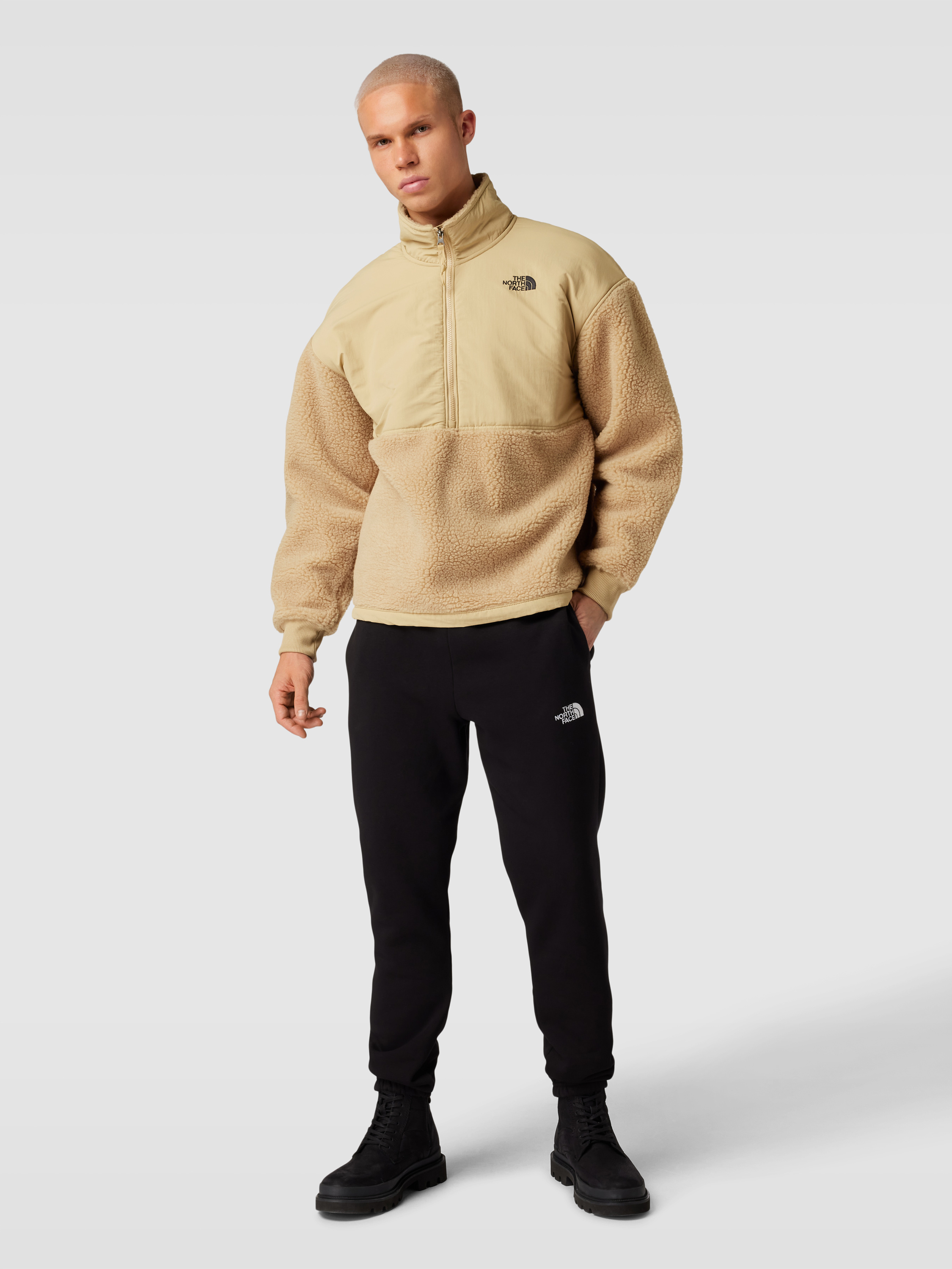 Kup online The North Face Sweter z polaru ze stójką i