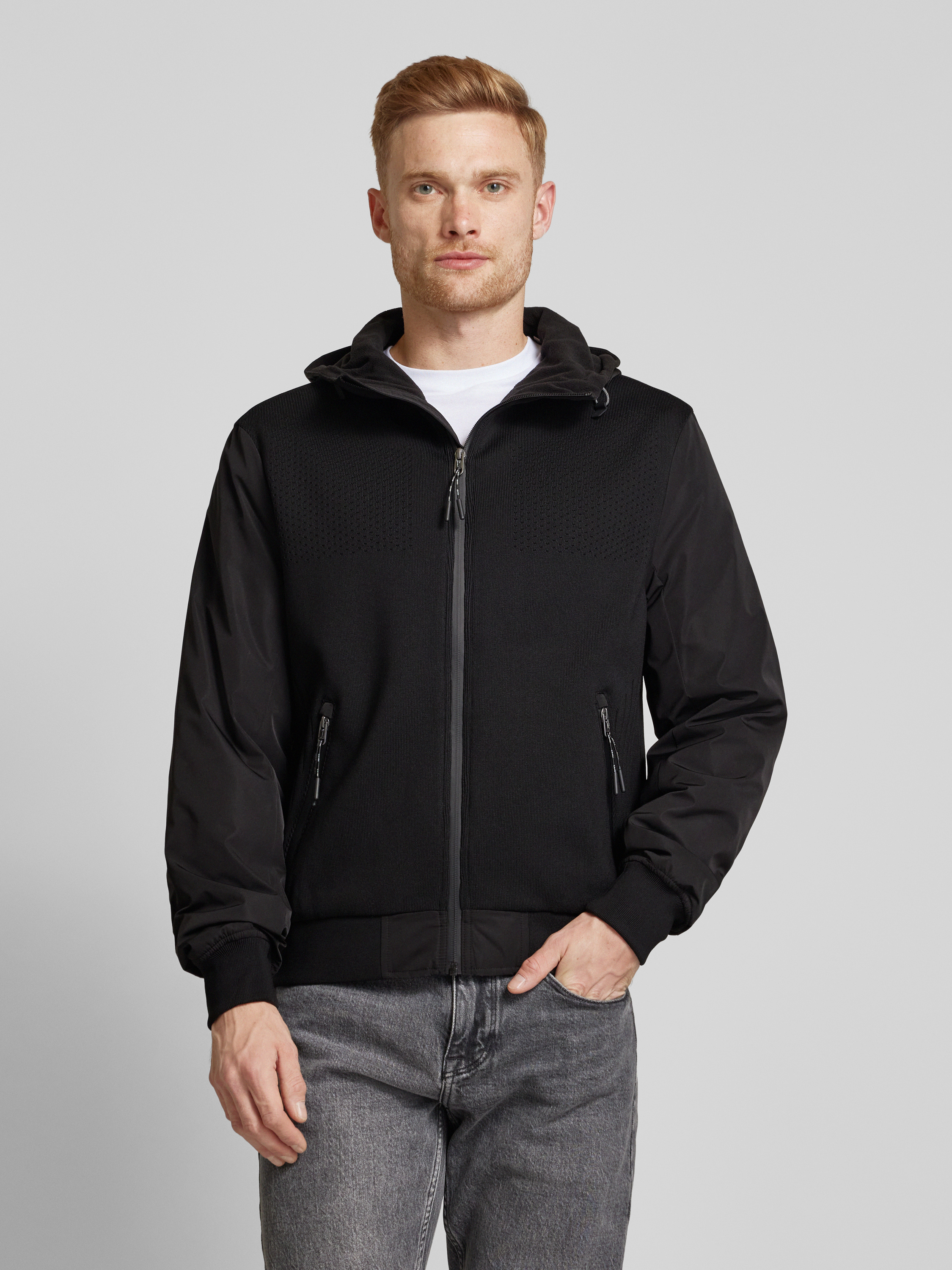 S.Oliver Herren Sweatjacke Mit Stehkragen – Bequem, Lässig, Mit Reißverschluss