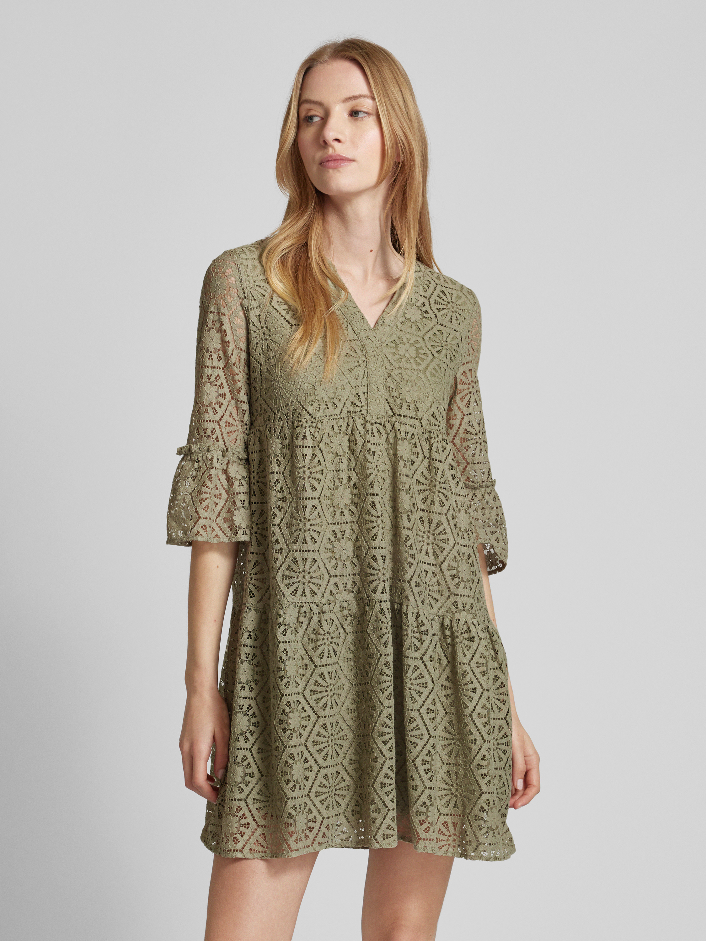 VERO MODA Mini-jurk met etskanteffect, model 'HONEY LULU' in olijfgroen ...