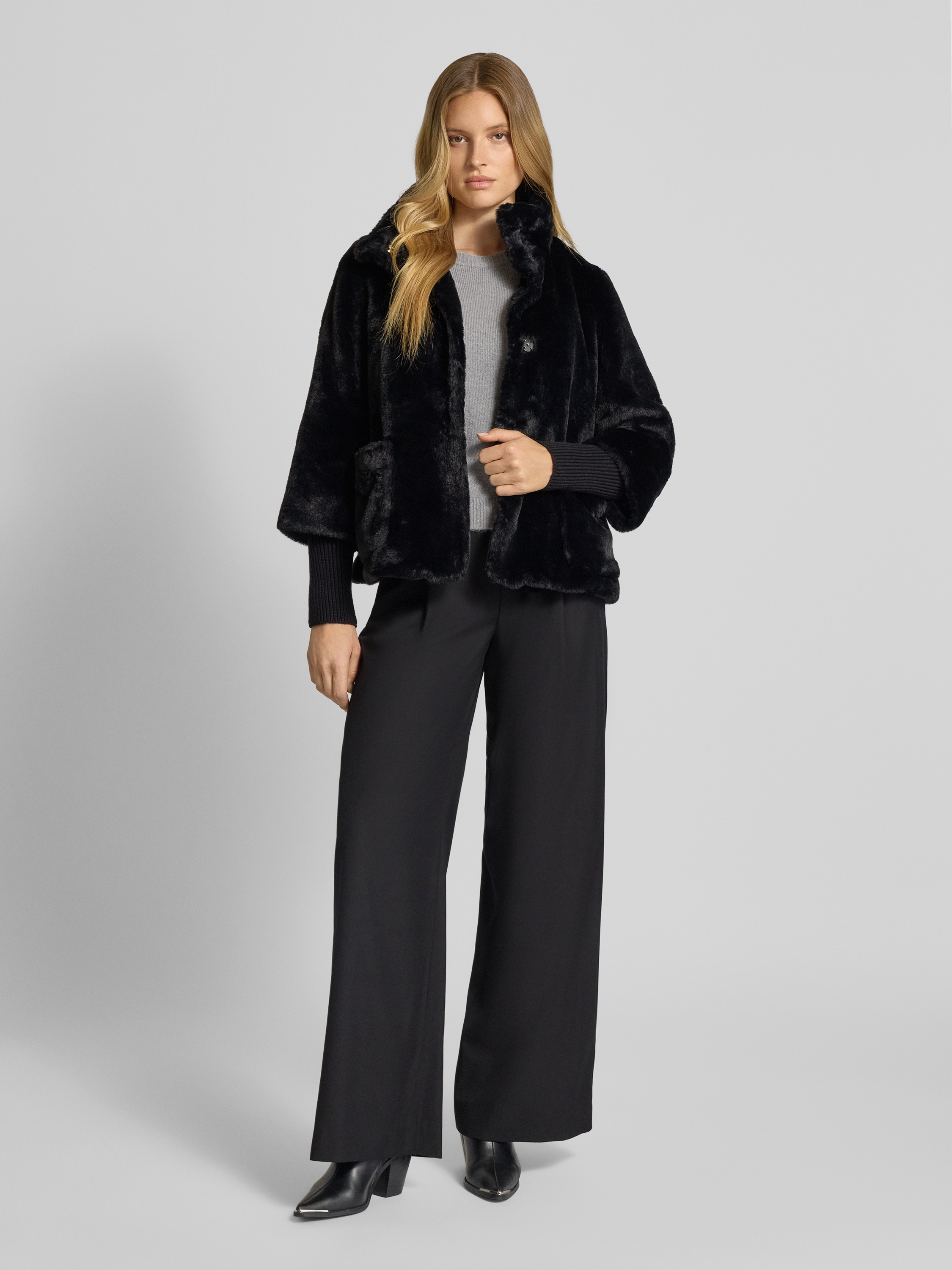 【9453 s.Oliver BLACK LABEL Relaxed fit jack van imitatiebont met