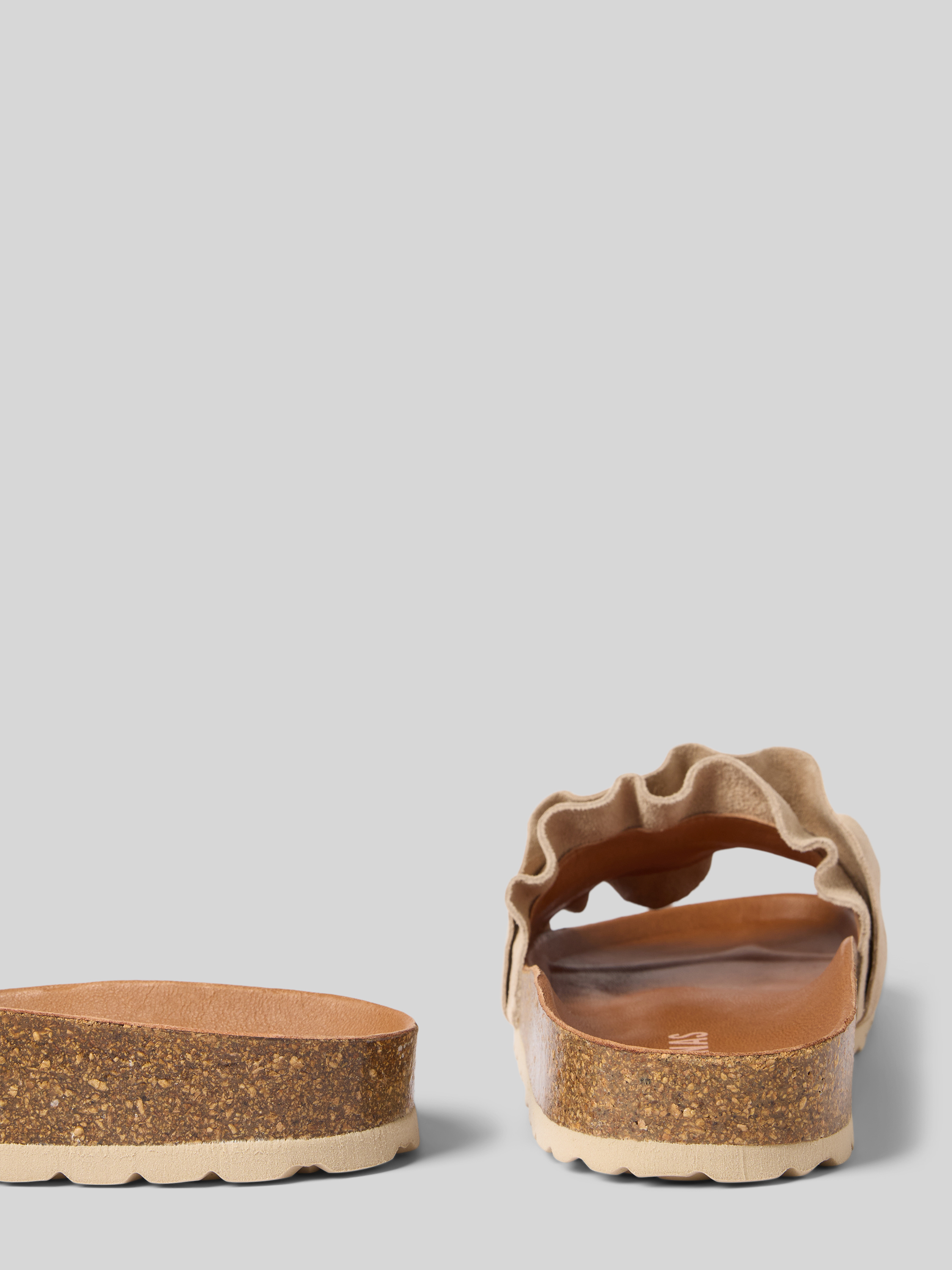 VERBENAS Rocío Serraje Volante Fuego Sandals - UK