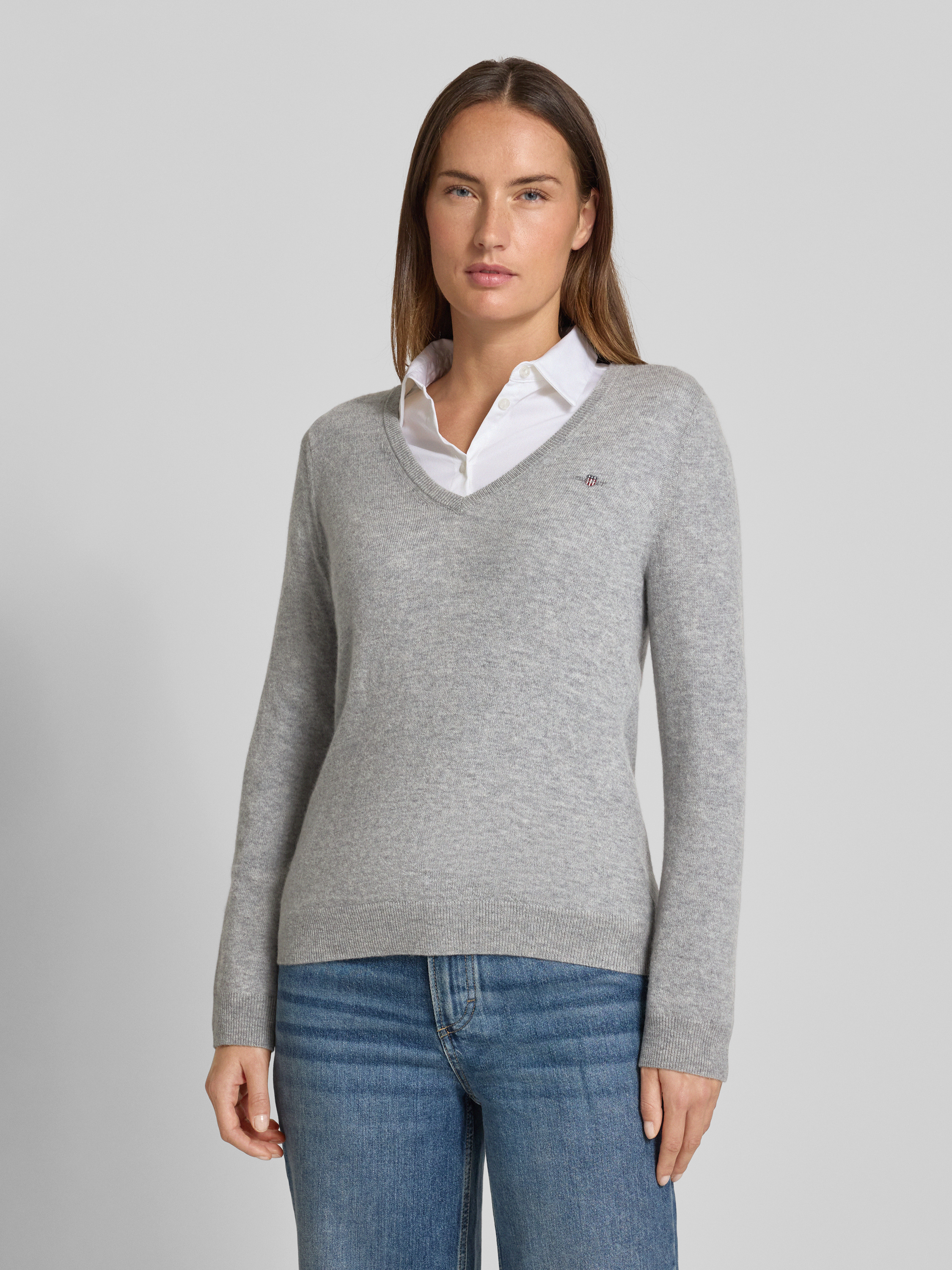 Gant Strickpullover aus Lammwoll-Mix mit V-Ausschnitt (hellgrau