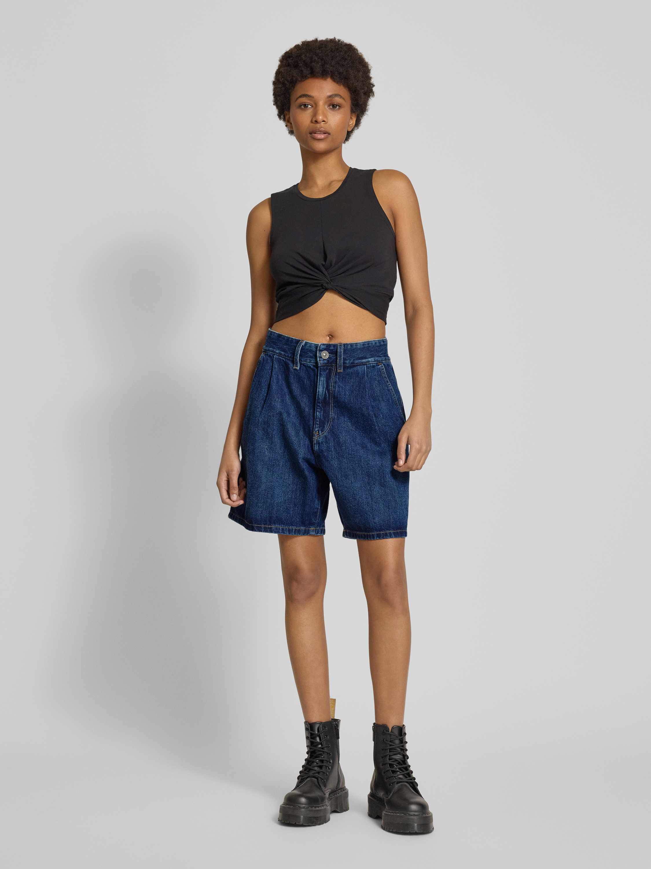 G-Star Damen Fatigue Shorts – Oberschenkellang, Straight Fit, Mit Aufgesetzten Taschen