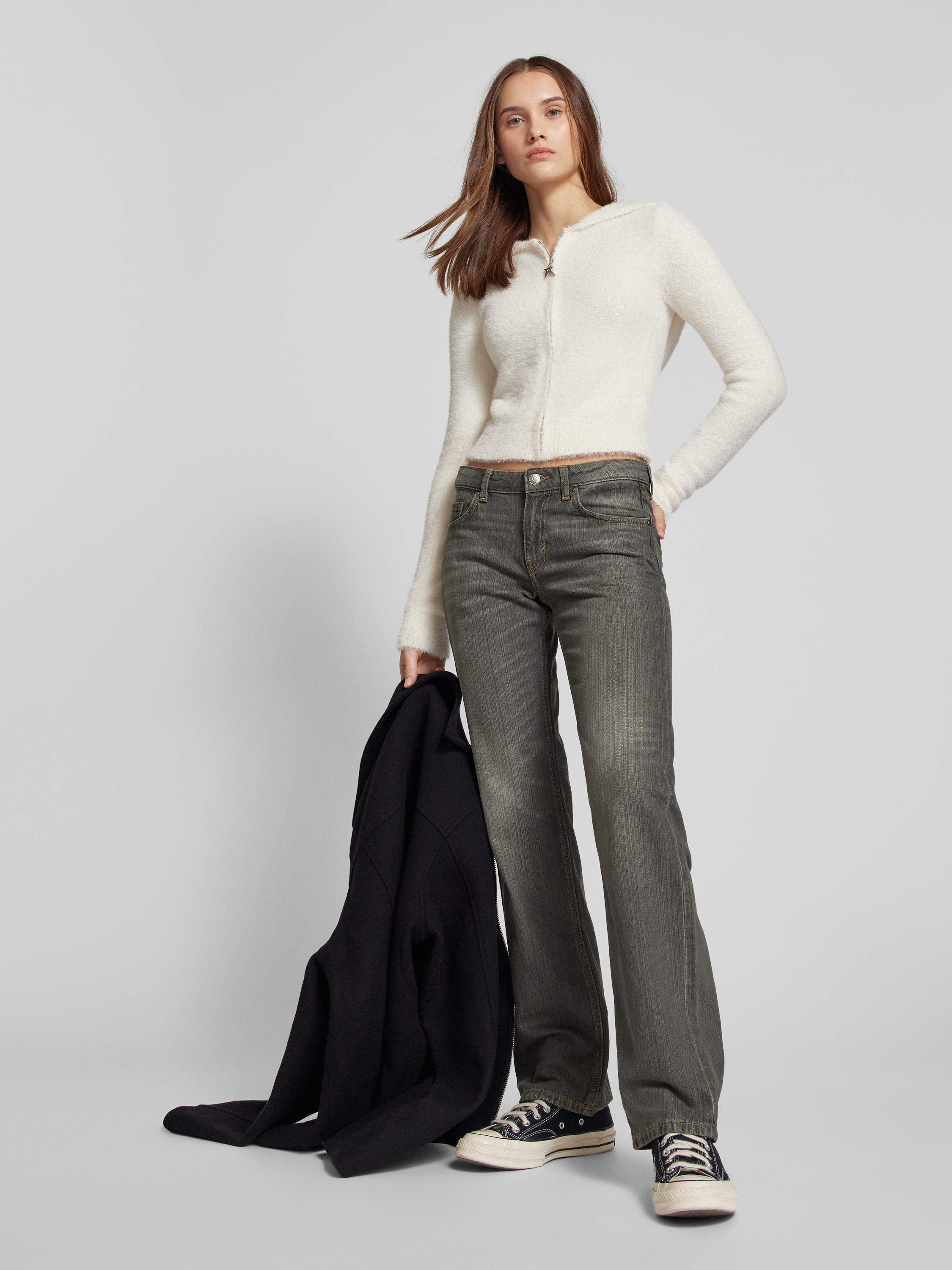 [LOW CLASSIC] / ☆ 25SS PAPER STRAIGHT-FIT PANTS / NAVY Qualitas Women's Straight Leg Trousers, Reg. Fit, Short
