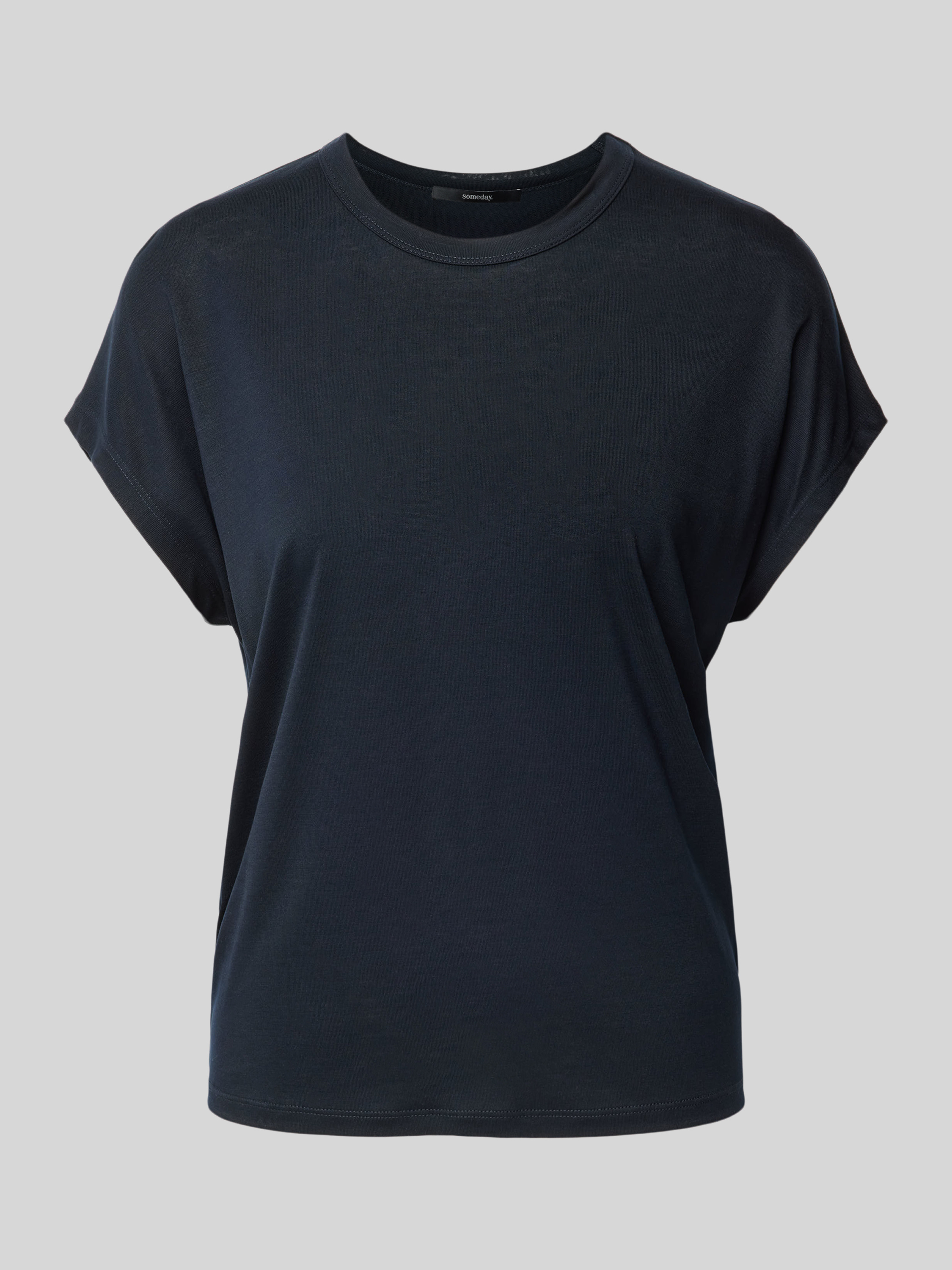 【SATIIIZ】Kanen Layered Hooded T-Shirt Someday T-Shirt aus Lyocell in unifarbenem Design Modell