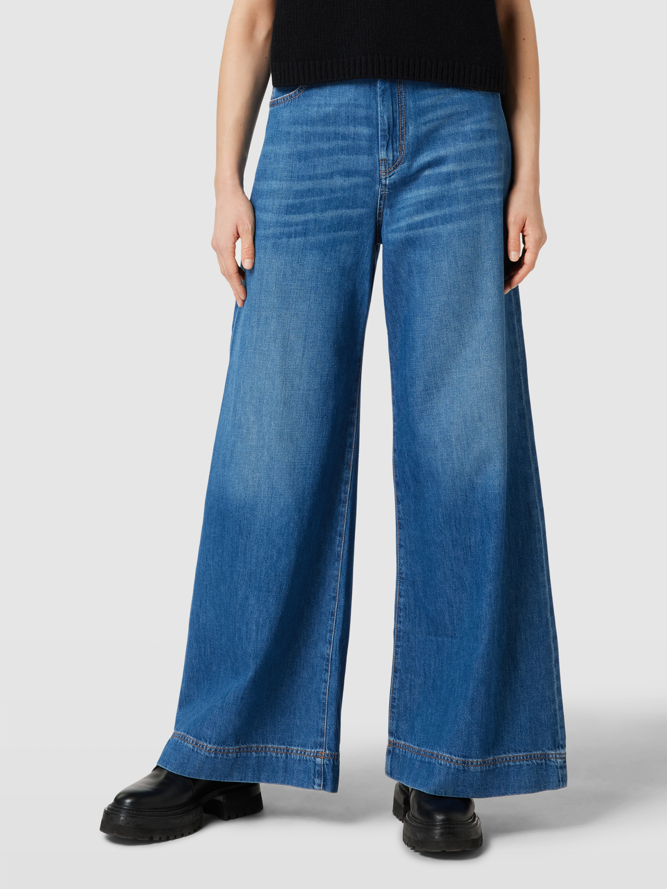 MAX MARA｜JEANS (VEGA (15181061 007 / 15181061600 007)) a4q4gdab70pjik2e8sqjiki79l5k2d