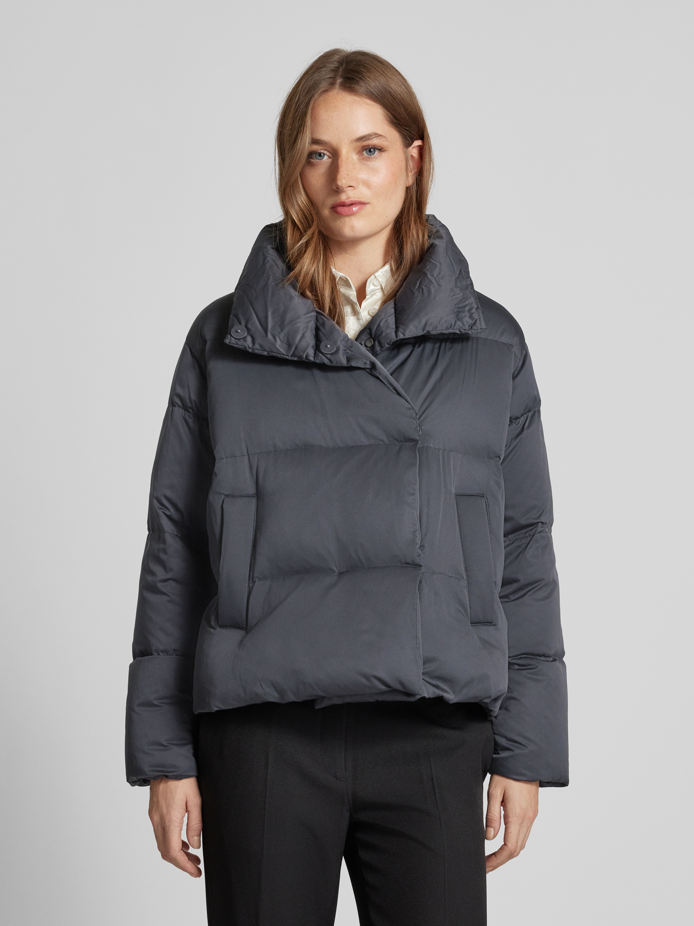 mapu様✨ Kup online Weekend Max Mara Kurtka pikowana z kieszeniami z