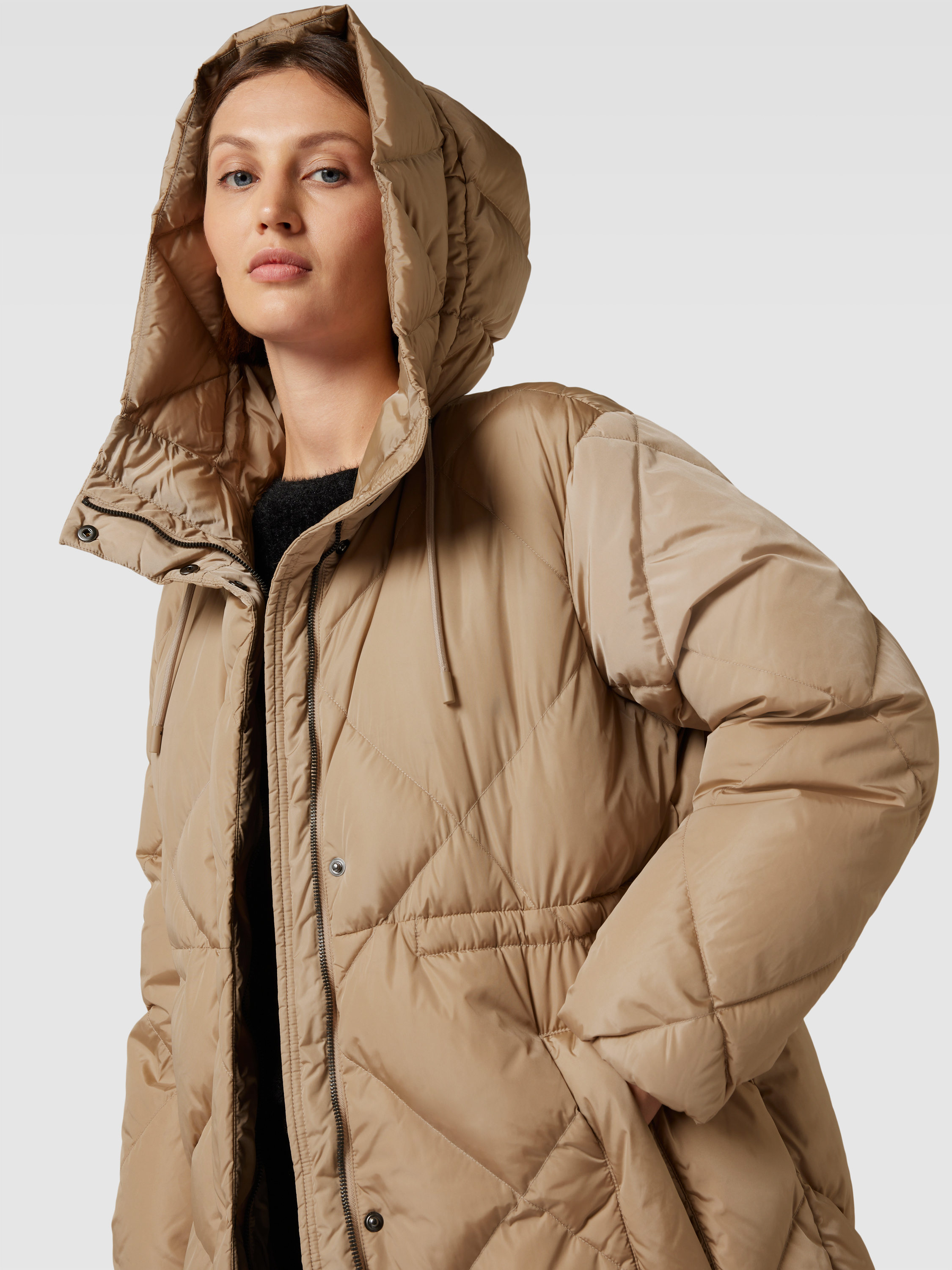 Weekend Max Mara Gewatteerde lange jas met steekzakken, model