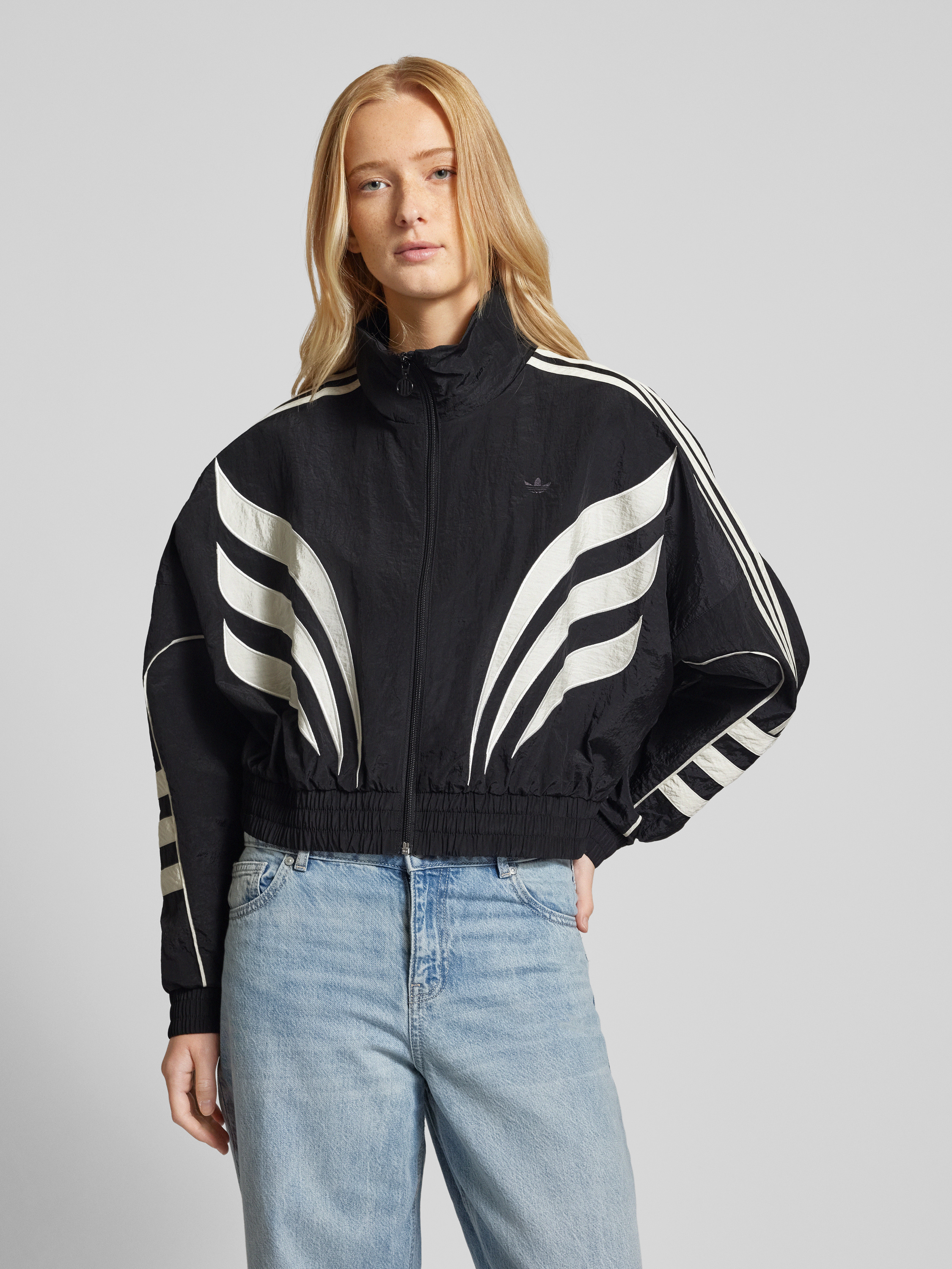 adidas Originals Cropped Trainingsjacke mit Stehkragen Modell