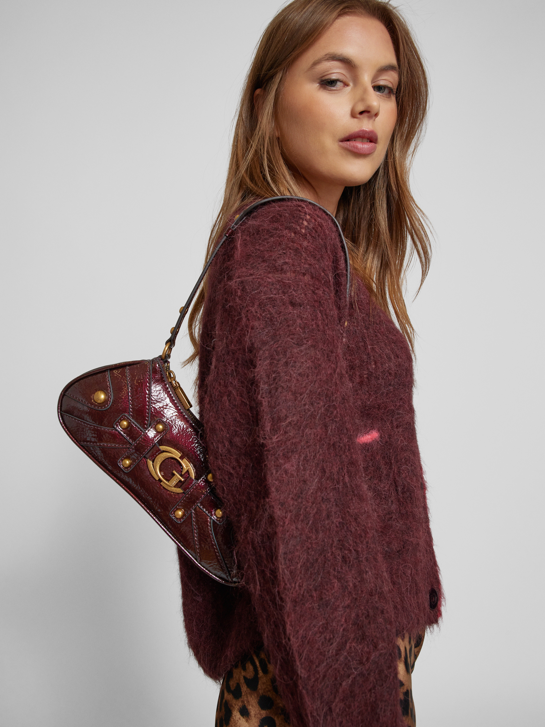 Guess Handtasche mit Label-Applikation Modell 'MINTHA' (bordeaux