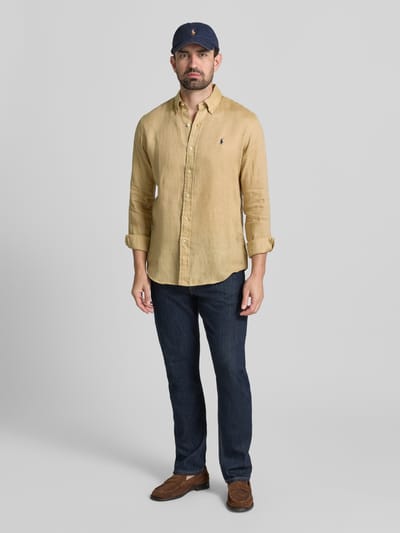 Shop The Look FULLLENGTHFRONT1