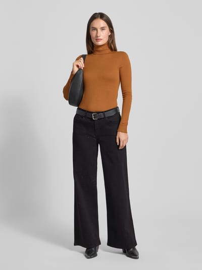 Shop The Look FULLLENGTHFRONT1