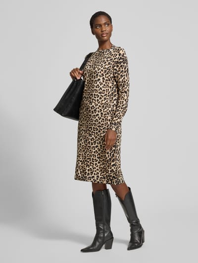 Shop The Look FULLLENGTHFRONT1