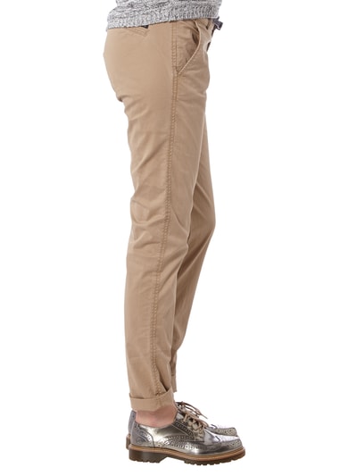 Scotch & Soda Hose mit Gürtel in Lederoptik Sand 7