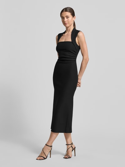 Kobiece modelka nosi sukienkę midi z prostokątnym dekoltem model 'Rose Bodycon' od Forever New, mieszanka materiałów z dodatkiem streczu, podkreślająca figurę, kolor czarny, gładka tekstura, długość tyłu w rozmiarze 36: 130 cm, szerokość w rozmiarze 36: 35 cm, długość rękawów w rozmiarze 36: 11 cm, widok całej sylwetki od przodu.