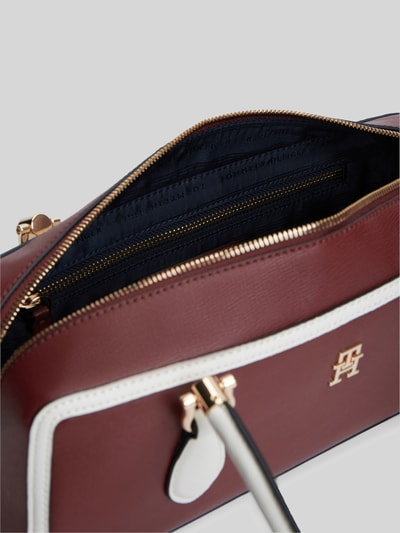 Tommy Hilfiger Henkeltasche in Leder-Optik Modell 'TH GRACE SHOULDER BAG' Bordeaux 4