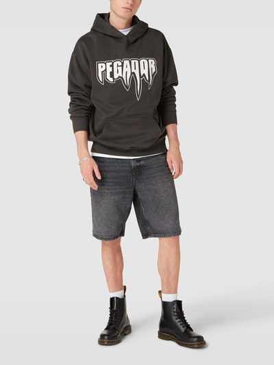 Pegador Hoodie mit Label-Print Modell 'AKRON' Anthrazit 1