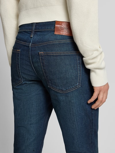 Calvin Klein Jeans Slim fit jeans met 5-pocketmodel Donkerblauw - 3
