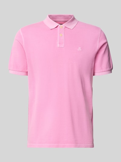 Productfoto, Regular Fit Poloshirt uit pure katoen van Marc O'Polo, effen roze piqué met logo-stiksel, polokraag, korte geribde mouwen, zijsplitten.