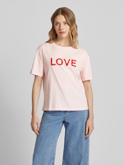 Smith and Soul T-Shirt mit Label-Stitching Rosa 4