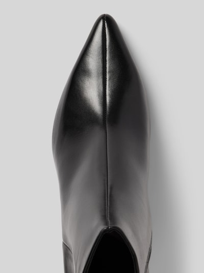 Produktfoto, Stiefeletten aus echtem Rindsleder von Tamaris in Schwarz mit glatter Oberfläche und spitz zulaufender Form, Damen Stiefeletten von Tamaris
