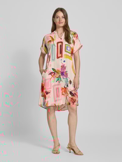 Emily Van den Bergh Knielanges Kleid mit Tunikakragen Rose 1