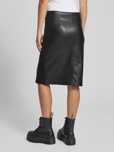 Only Spódnica ołówkowa o dopasowanym kroju z bocznym rozcięciem model ‘OLINE’ Czarny 5