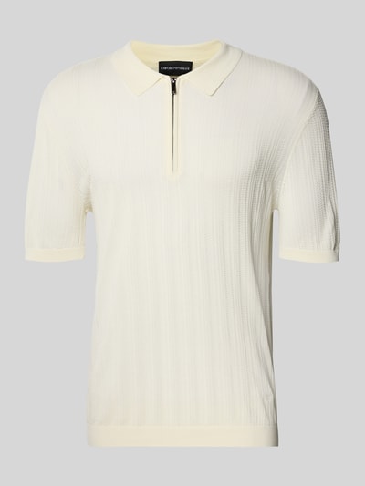 Produktfoto, Body Fit Poloshirt mit kurzem Reißverschluss von Emporio Armani in Creme mit Polokragen, reiner Baumwolle, gerippte Abschlüsse, feine Struktur